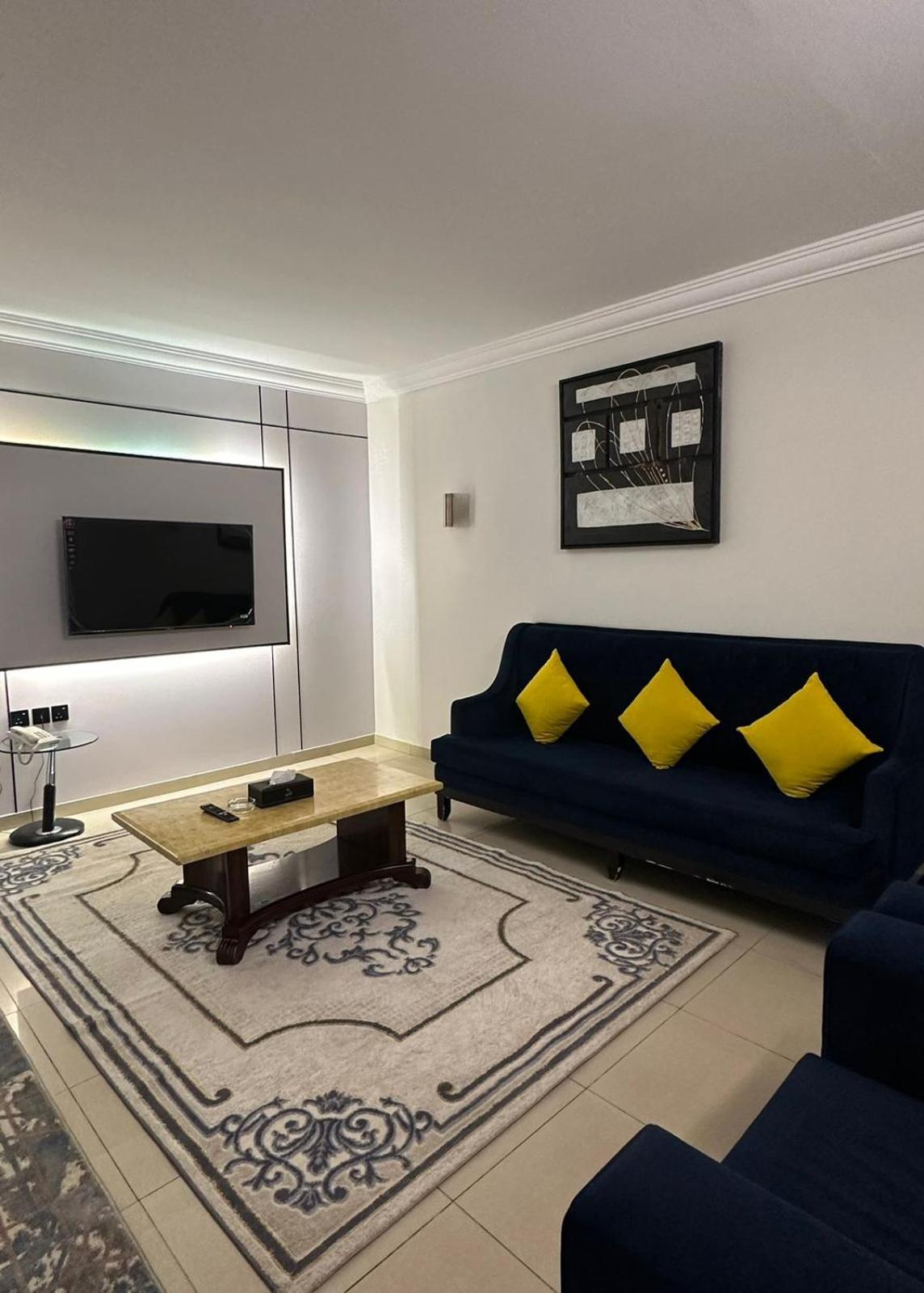 Appart hôtel شركة راحتي لشقق المخدومة *