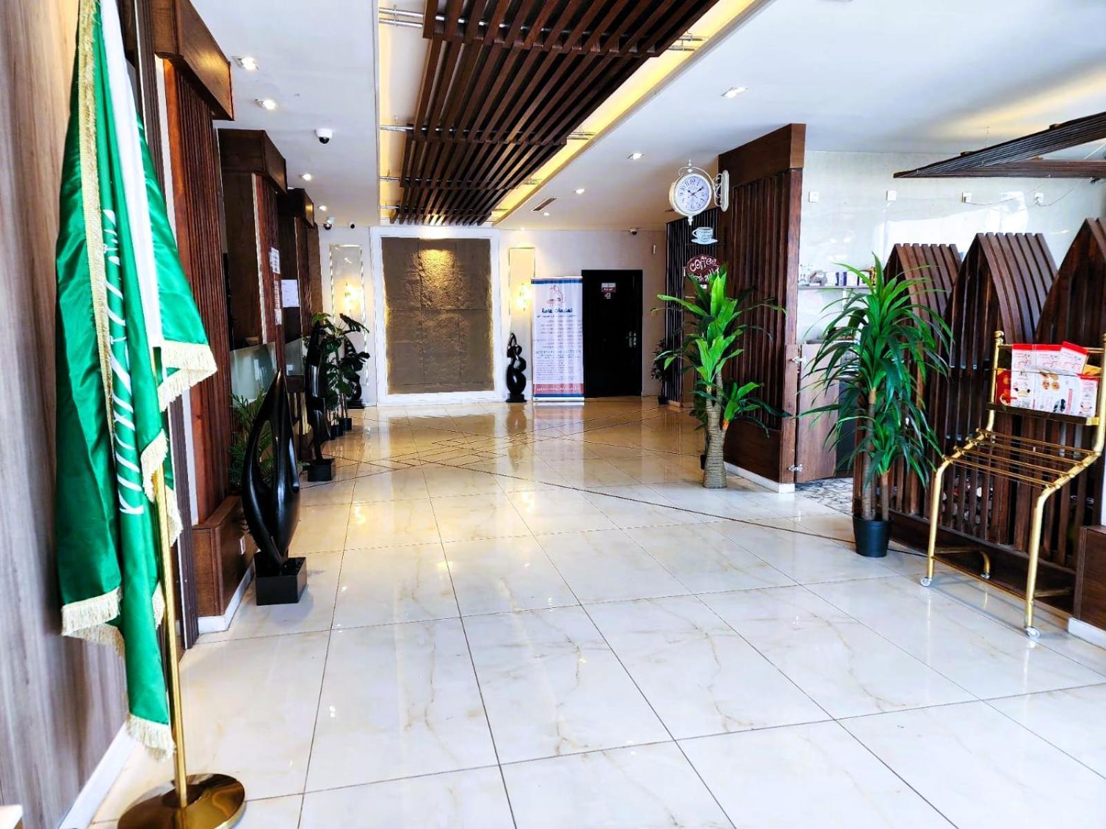 شقة فندقية درة المتميزون للوحدات السكنية 3 *